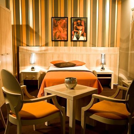 Hotel Kasyno Jarocin Rom bilde
